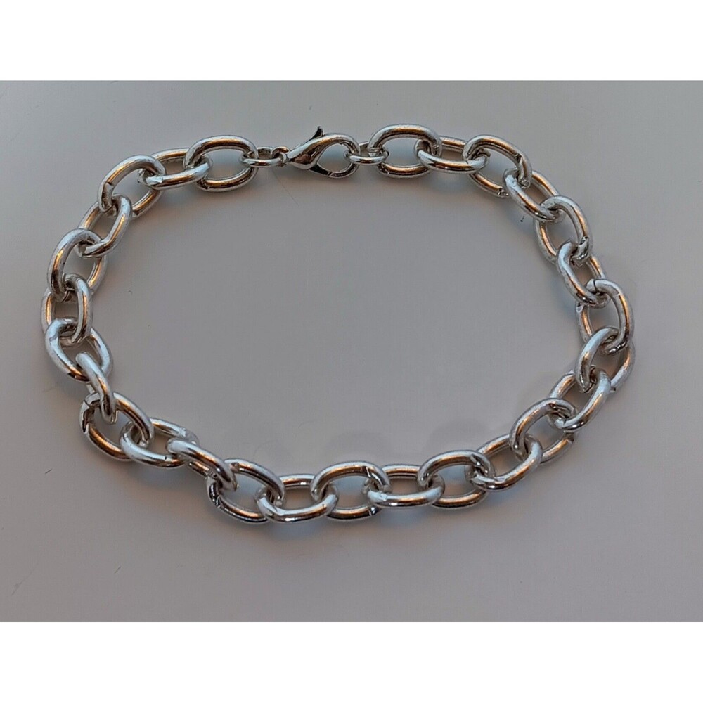 Chunky Silvertone Oval Link Chain Bracelet 7 in